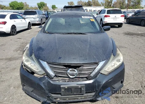 2016 Nissan Altima 2.5 z USA, uszkodzony, nr VIN 1N4AL3AP3GC199729